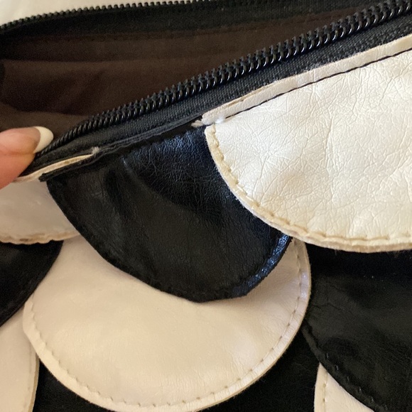 Black / White Petal Tier Pleather Purse with Beaded Straps Handbag/Shoulder Bag - Picture 8 of 11